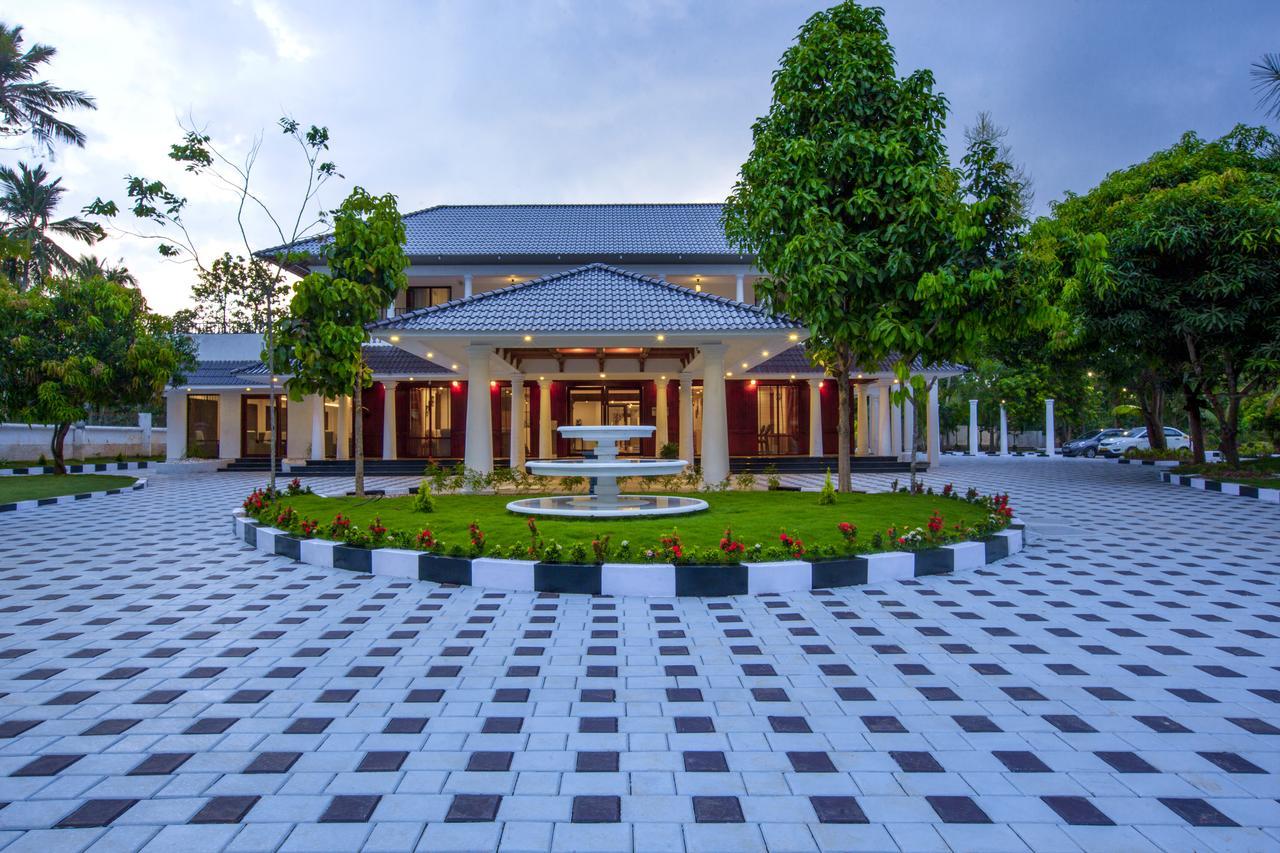 Nsk Anamthara Resort Private Limited Attingal Kültér fotó